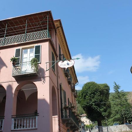 Albergo Dell'Angelo Pieve di Teco Exteriör bild
